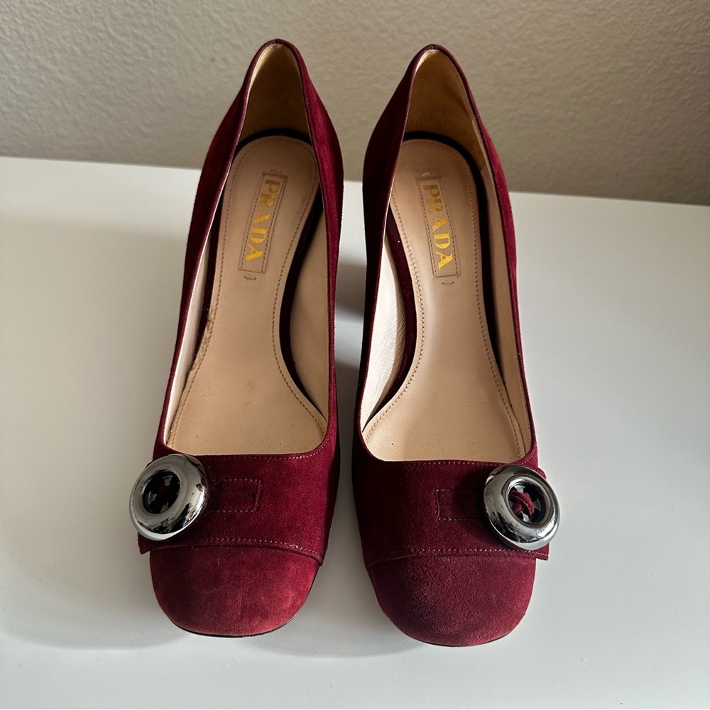 Prada Suede Square-Toe Pumps preloved authentic